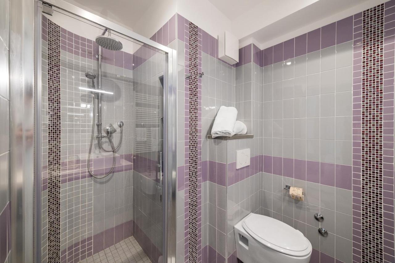 Hotel Amalfi - Smart Hotel Ричоне Екстериор снимка