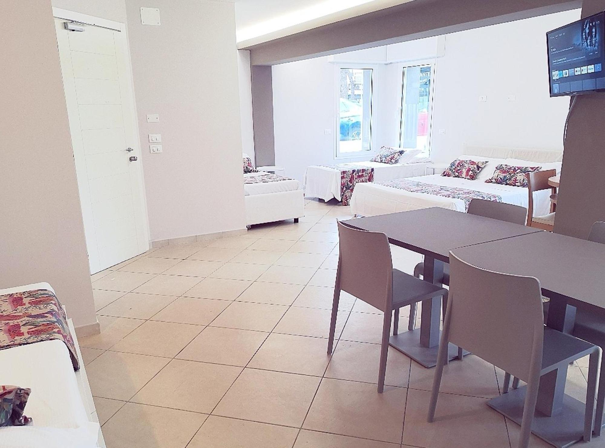 Hotel Amalfi - Smart Hotel Ричоне Стая снимка